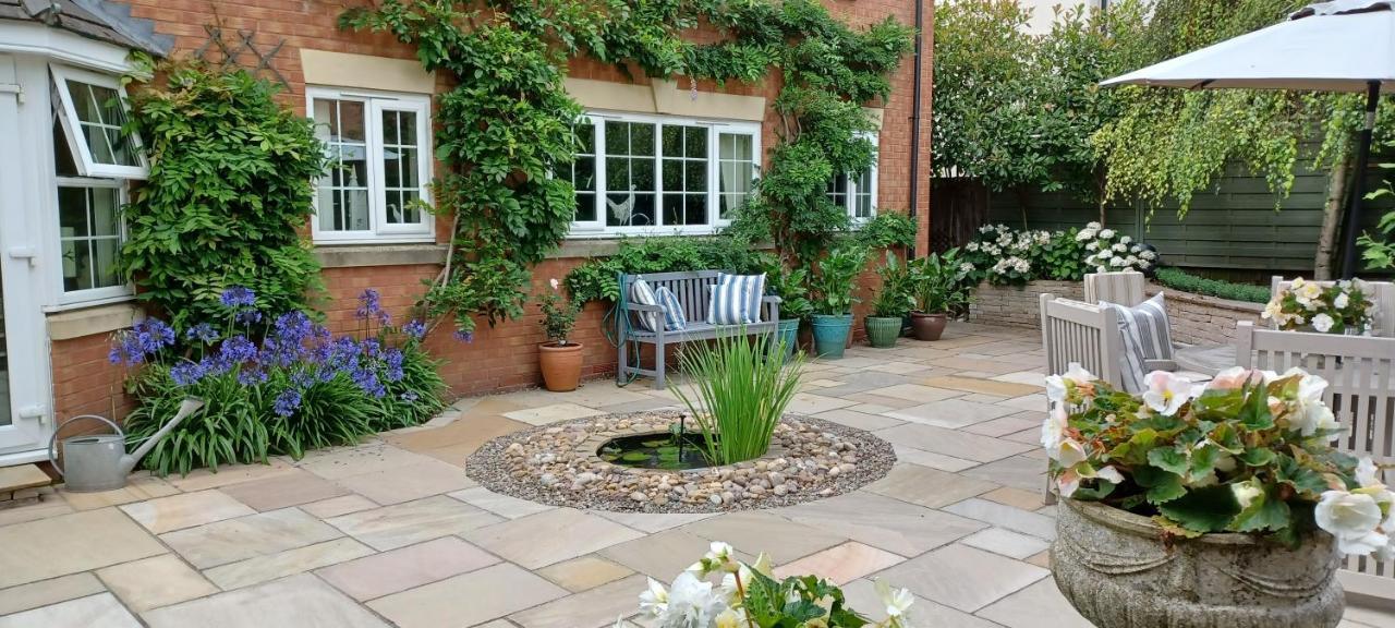 Harlequin B&B Ledbury Esterno foto