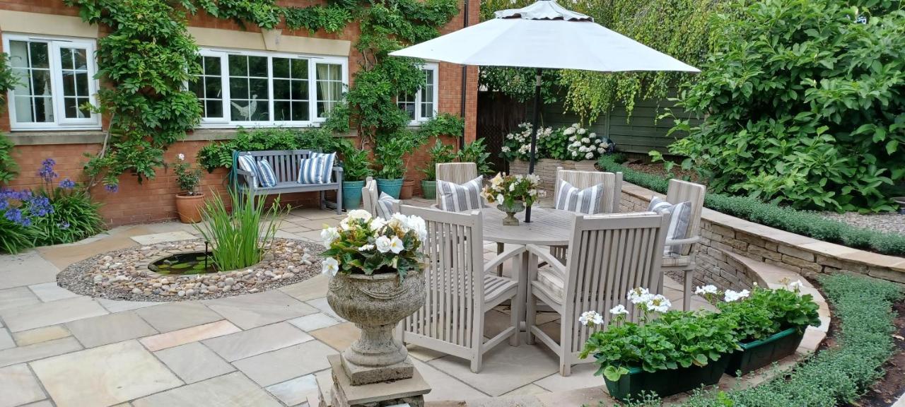 Harlequin B&B Ledbury Esterno foto