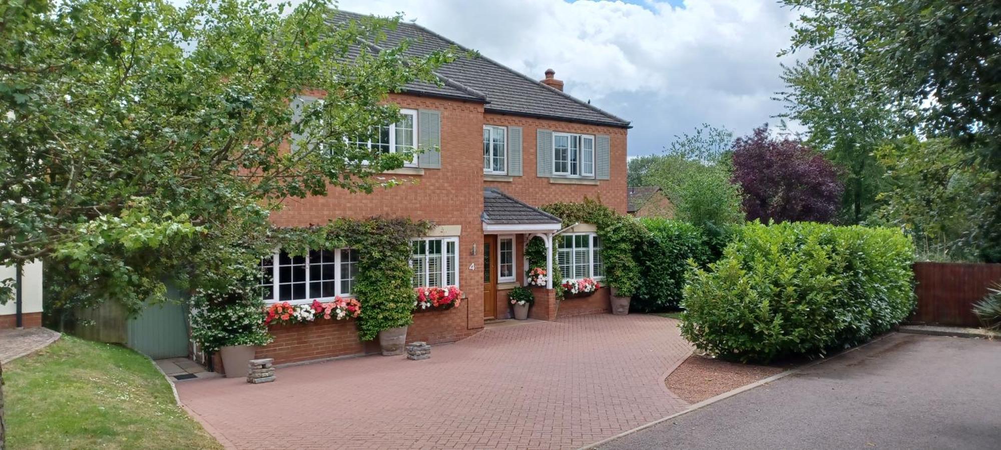 Harlequin B&B Ledbury Esterno foto